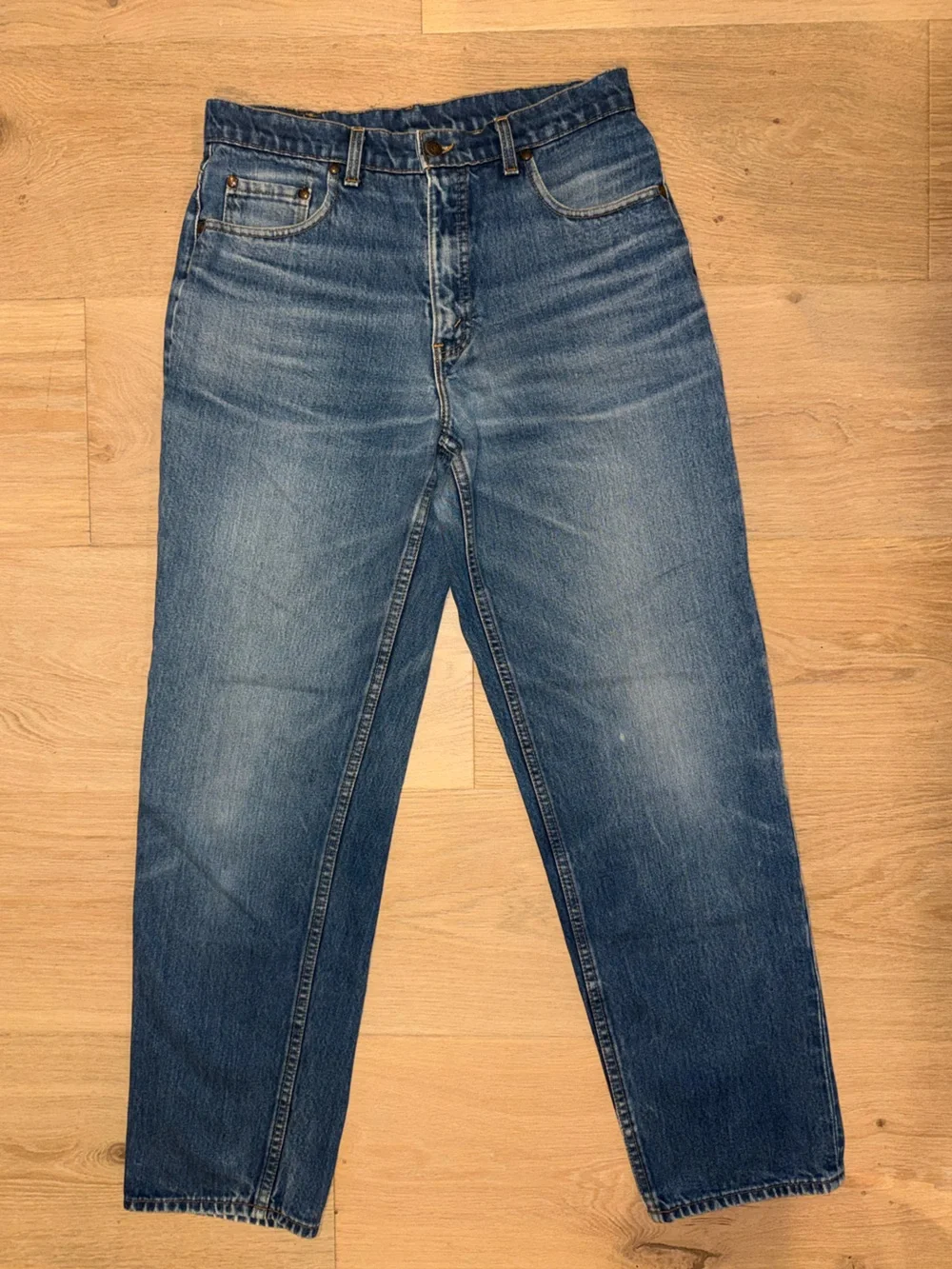 VTG Levi's 545 Brown Leather Tab Blue Jeans
